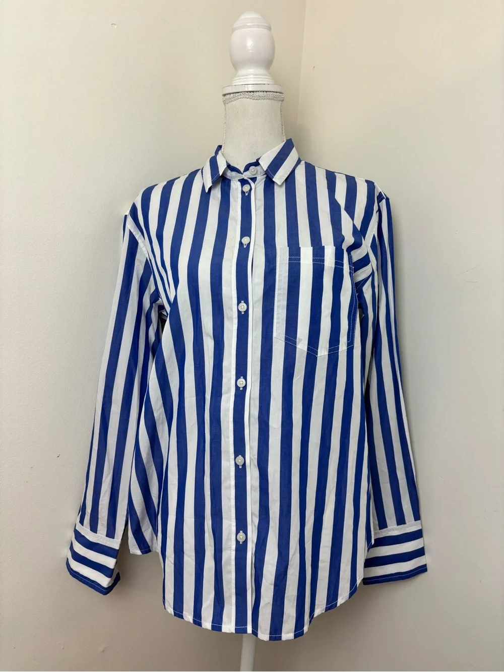 J. Crew Garçon Classic Button Down Blue and White Cotton Poplin Shirt Size 6 NWT